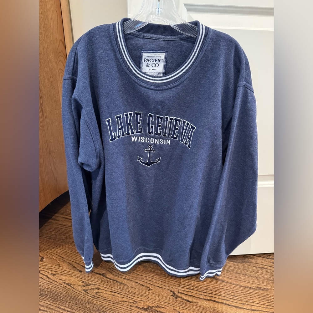 Pacific & Co. Navy Blue Lake Geneva Sweatshirt - Size XL